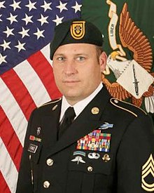 A Hero's Valor: The Extraordinary Life and Bravery of Earl D. Plumlee
