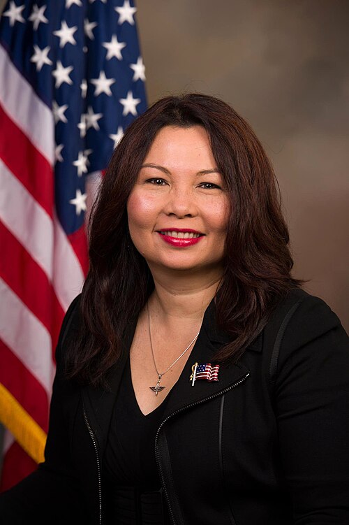 Tammy Duckworth: A Story of Courage, Service, and Unbreakable Resolve